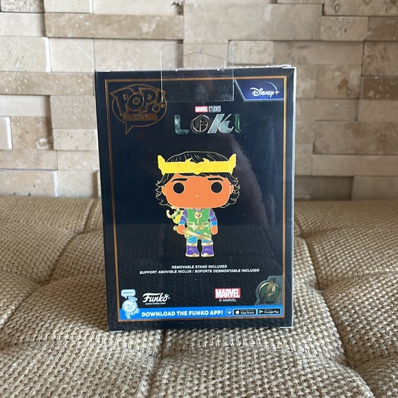 Funko Pop Loki Backpack with Kid Loki Pin - Picture 4 of 4